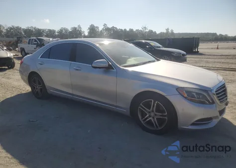 2016 Mercedes-Benz S 550 4Matic z USA, uszkodzony, nr VIN WDDUG8FB3GA210087